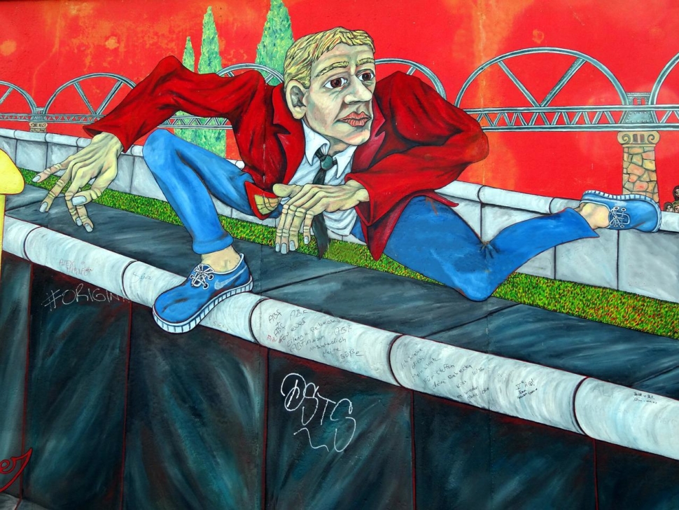 graffiti, wall, berlin-643065.jpg